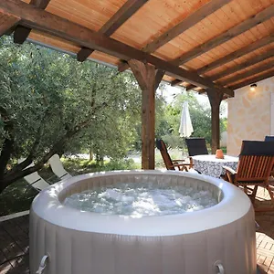  Villa Hacienda Mia With Yacuzzi,bbq , Free Parking